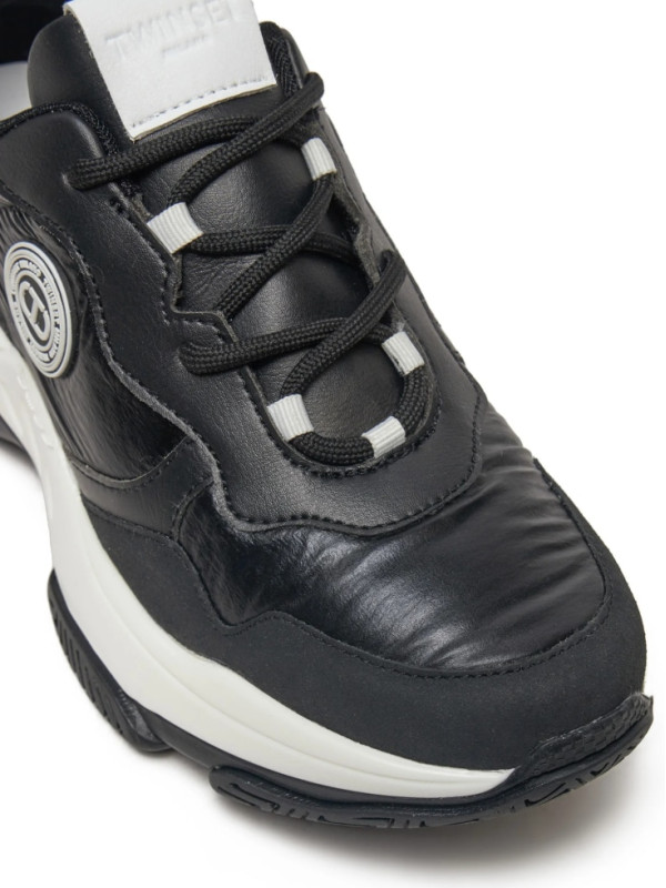 Кросівки / Чорний 242TGT18C