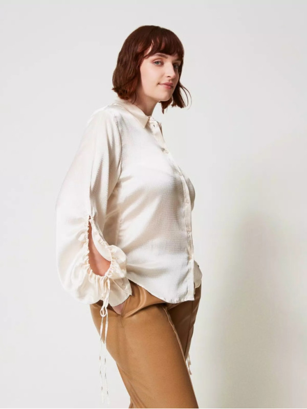 Сорочка з атласу / Старий білий 242TP2477