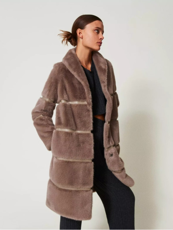 Хутряне пальто / Тауп / сіро - коричневий 242TT2020