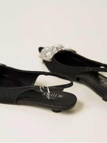 Слінгбекі / Чорний