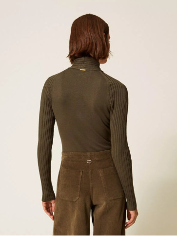 Джемпер з вирізом/Зелені оливки