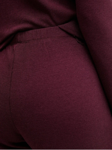 Піжама / Червоне вино