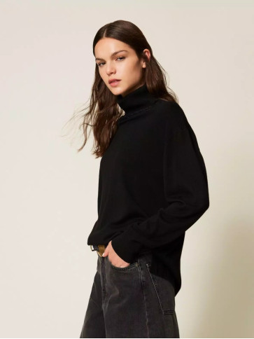 Светр / Чорний