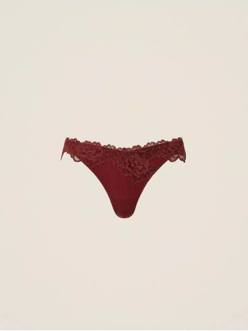 Стрінги/Червоне вино