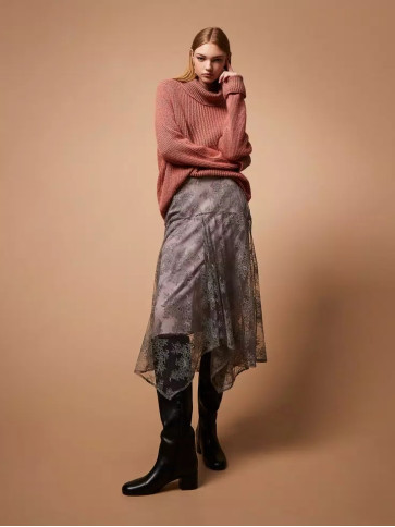 Мереживна спідниця / Сталь