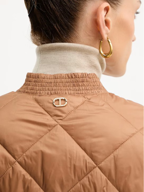 Стьобане пальто/Земля 252TP2130