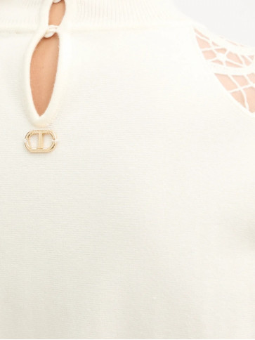 В'язана водолазка/Сніжний