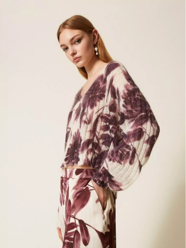 Светр з квітами/Винні жоржини 252TP3591