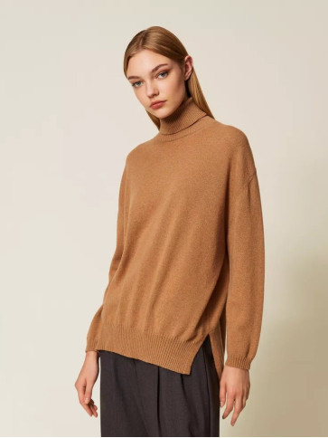 Светр/Світла альпака