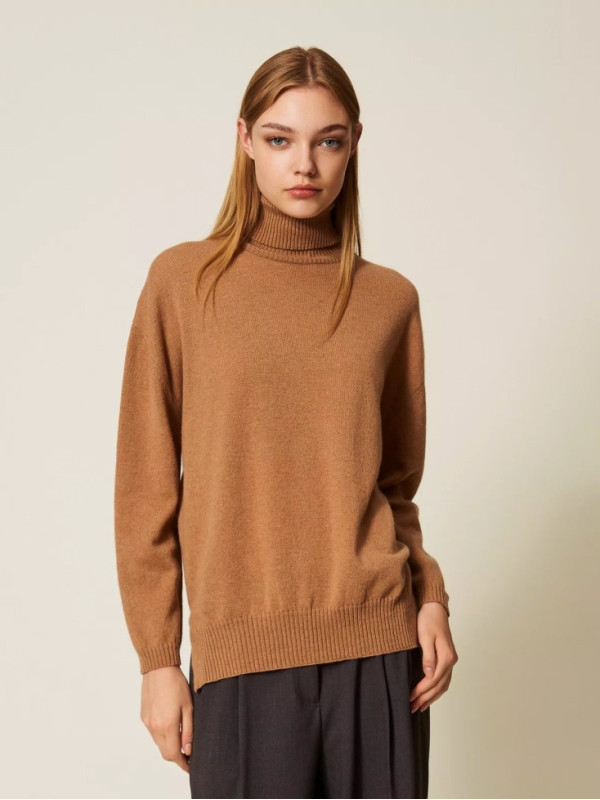 Светр/Світла альпака 252TT3533