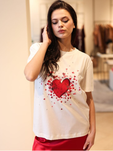 Футболка / Принт серця