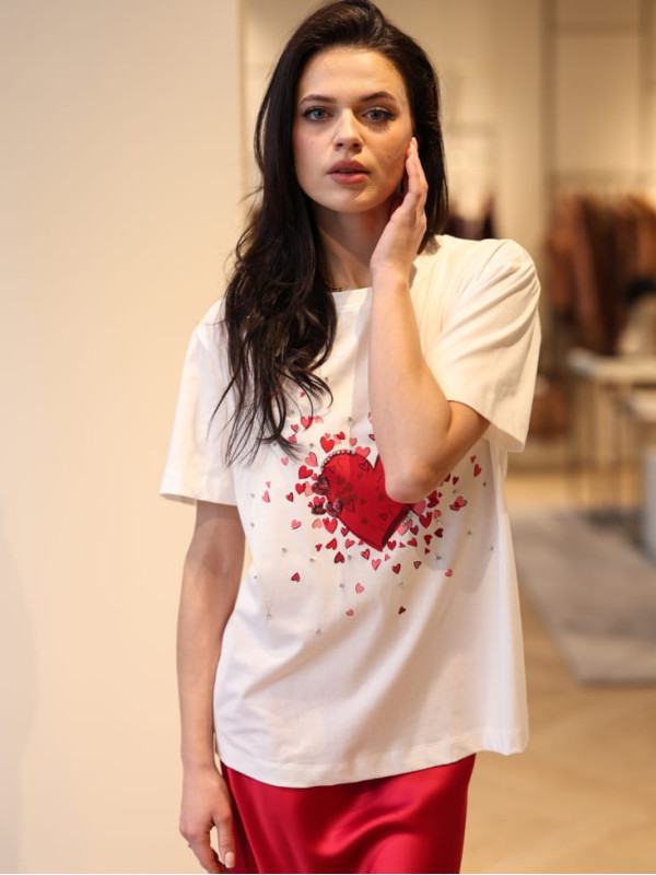 Футболка / Принт серця