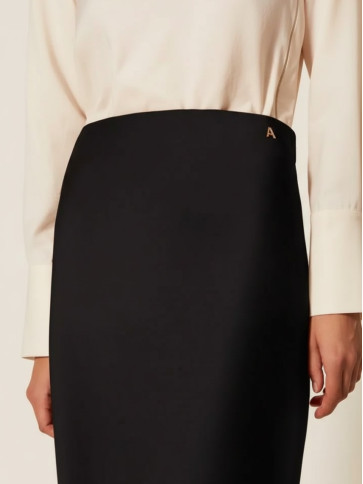 Довга атласна спідниця / Чорний