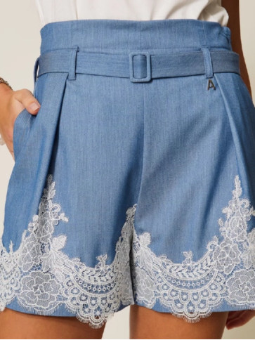 Шорти з мереживом / Темний горизонт