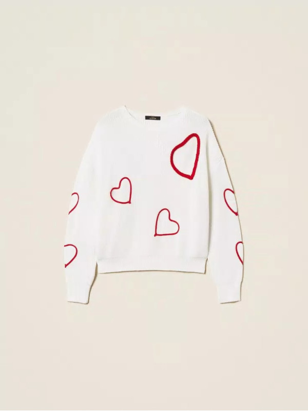 Светр з вишивкою серця / Білий / Пурпуровий