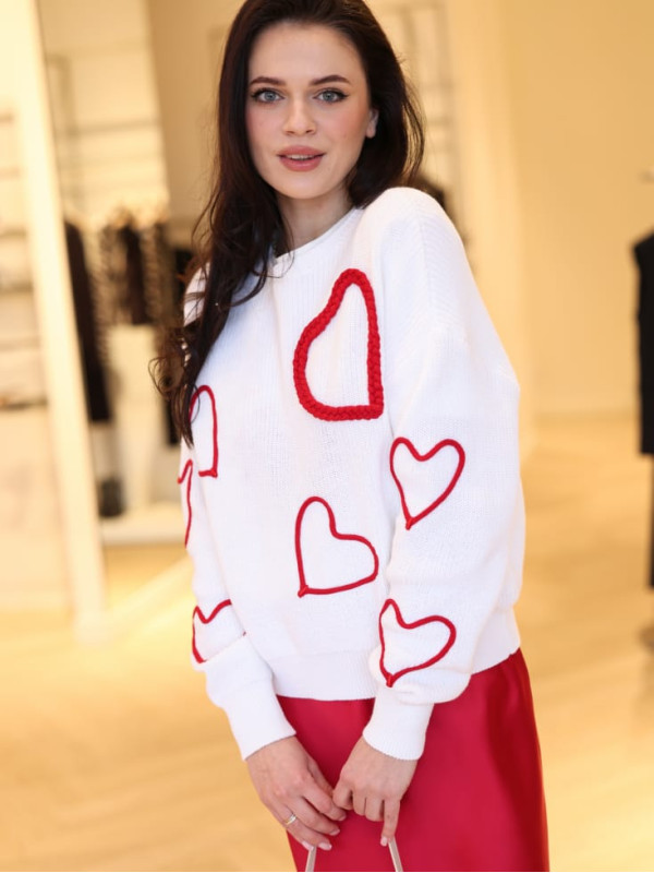 Светр з вишивкою серця / Білий / Пурпуровий 261AP3130