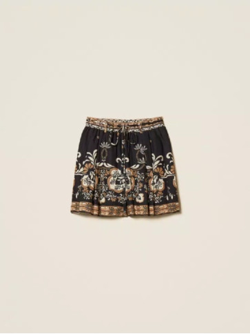 Шорти / Хустковий принт / Чорний