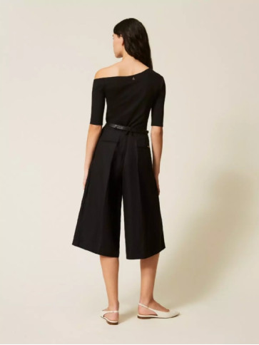 Шорти / Чорний