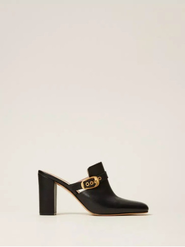 Мюлі / Чорний