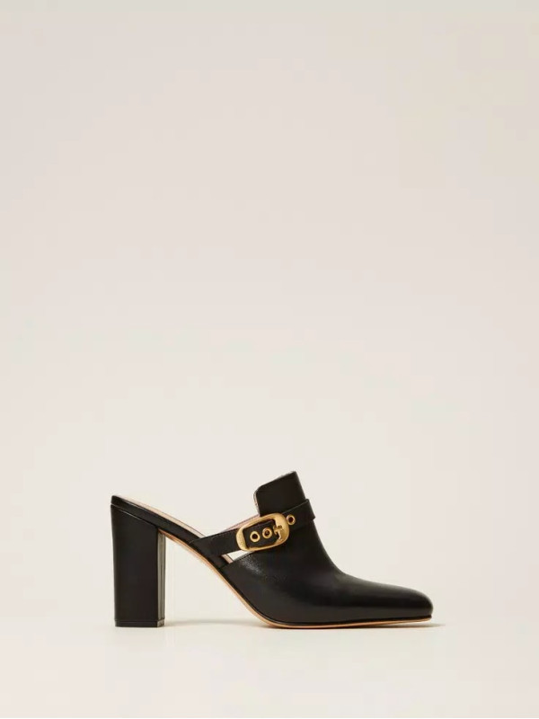 Мюлі / Чорний