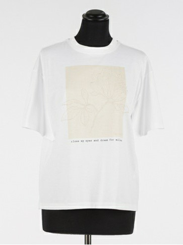 Футболка / Білий / Квіти слонова кістка