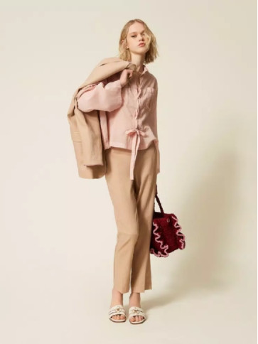 Муслінова сорочка / 