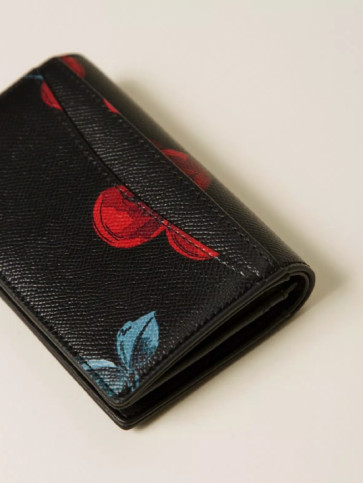 Гаманець / Червоні вишні