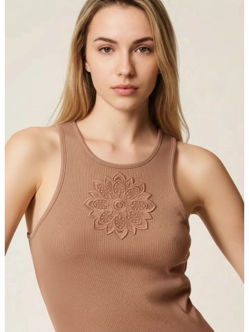 Майка з квіткою / Мокка мус