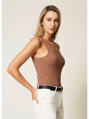 Майка з квіткою / Мокка мус