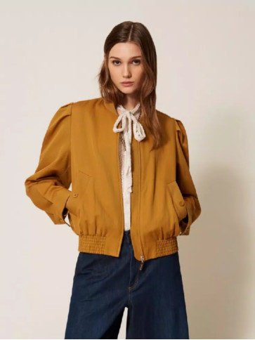 Куртка зі зборками / Дерев'яний