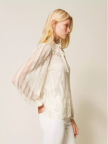 Блузка з бантом / Перламутр