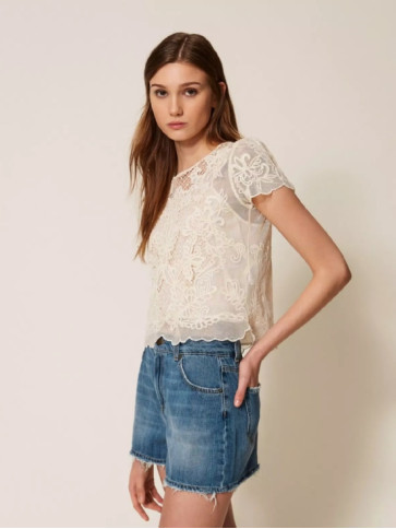 Блуза з вишивкою / Сніговий