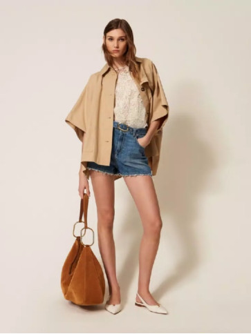 Блуза з вишивкою / Сніговий