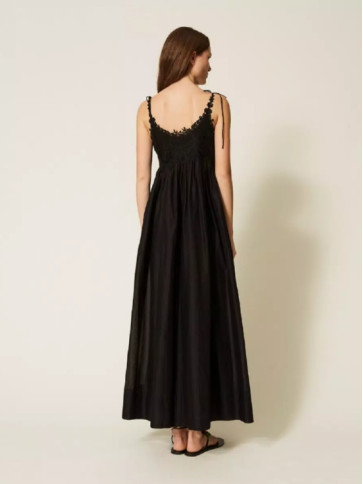 Сукня з мереживом / Чорний