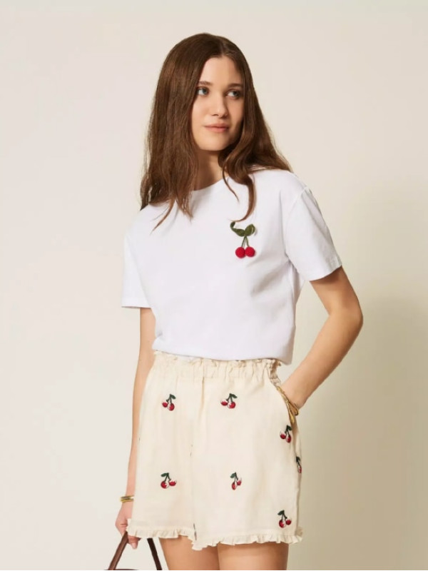 Футболка з вишнями / Білий