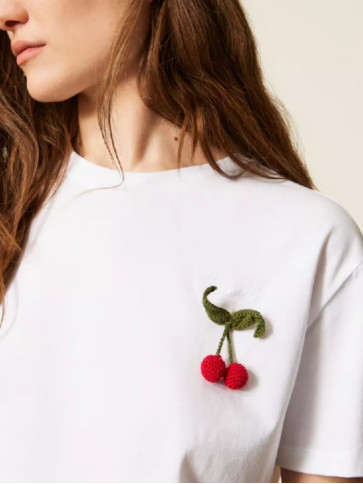 Футболка з вишнями / Білий