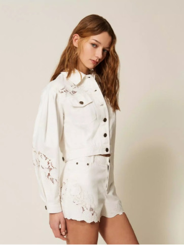 Шорти з вишивкою / Білосніжний