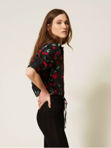 Сорочка / Вишні Чорний/Червоний