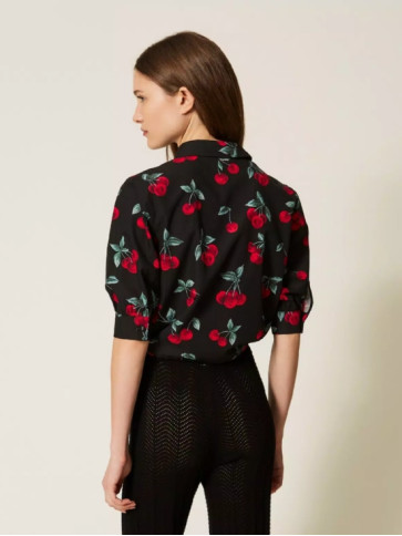 Сорочка / Вишні Чорний/Червоний